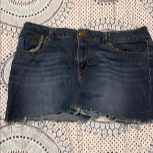 CUTE denim shorts 😍